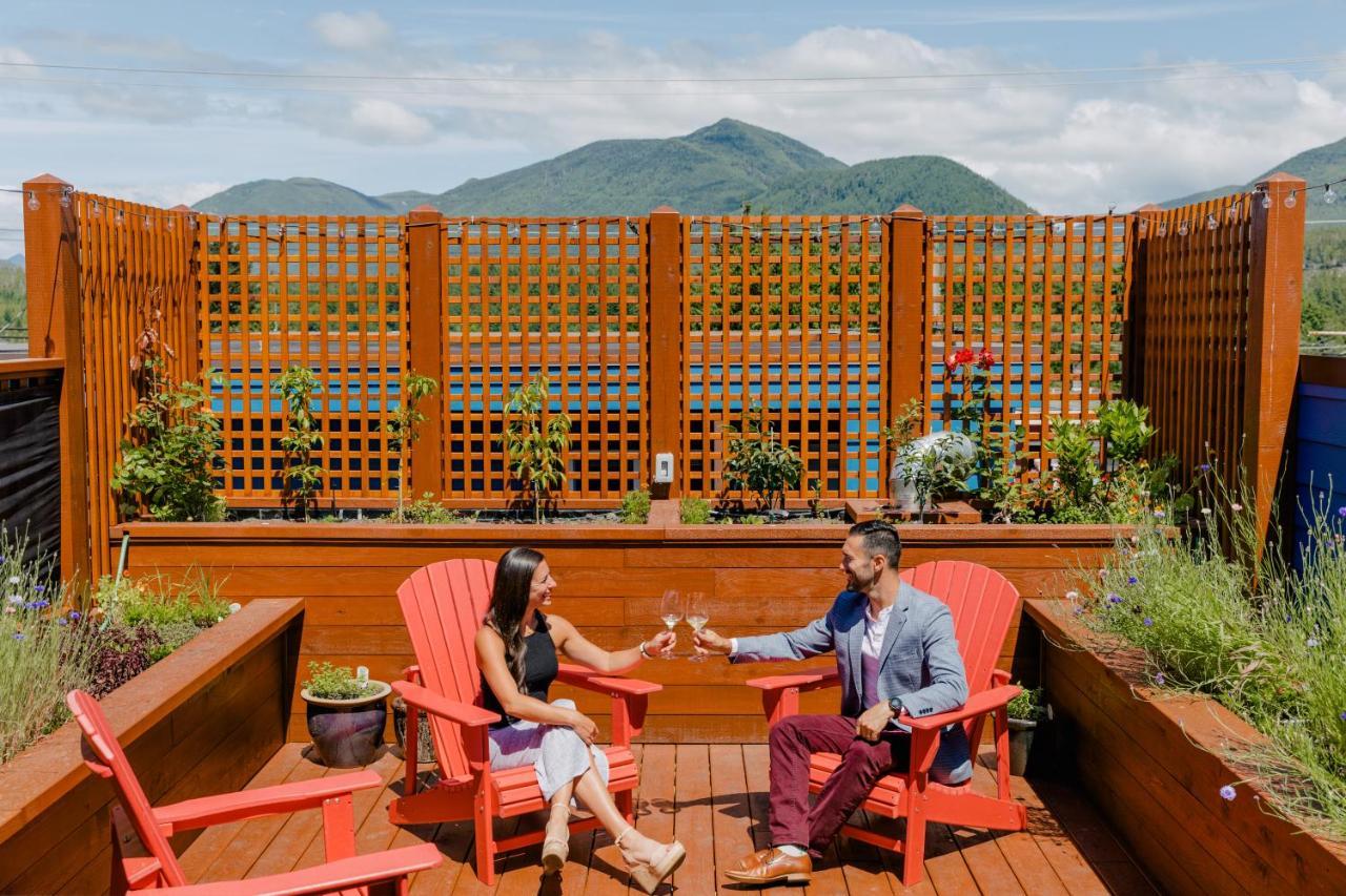 Pluvio Restaurant And Rooms Ucluelet Εξωτερικό φωτογραφία