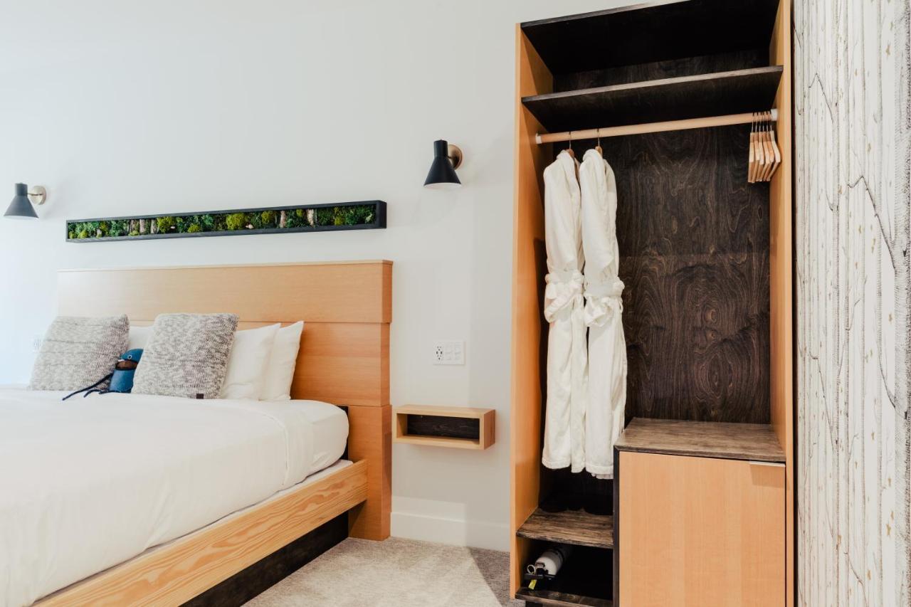Pluvio Restaurant And Rooms Ucluelet Εξωτερικό φωτογραφία
