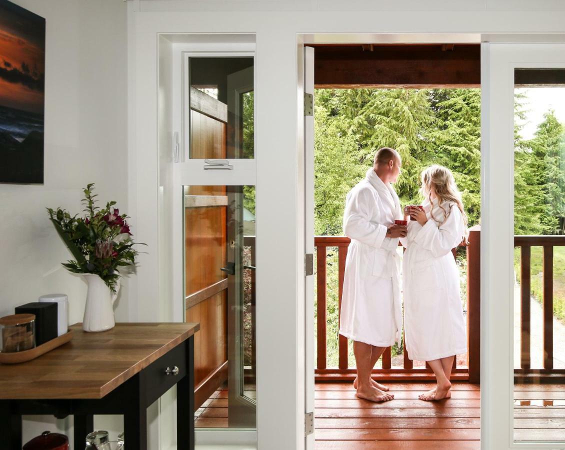 Pluvio Restaurant And Rooms Ucluelet Εξωτερικό φωτογραφία